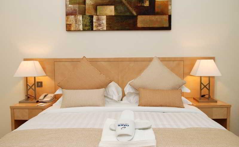 Oaks Liwa Heights Hotel Suites Dubai Esterno foto