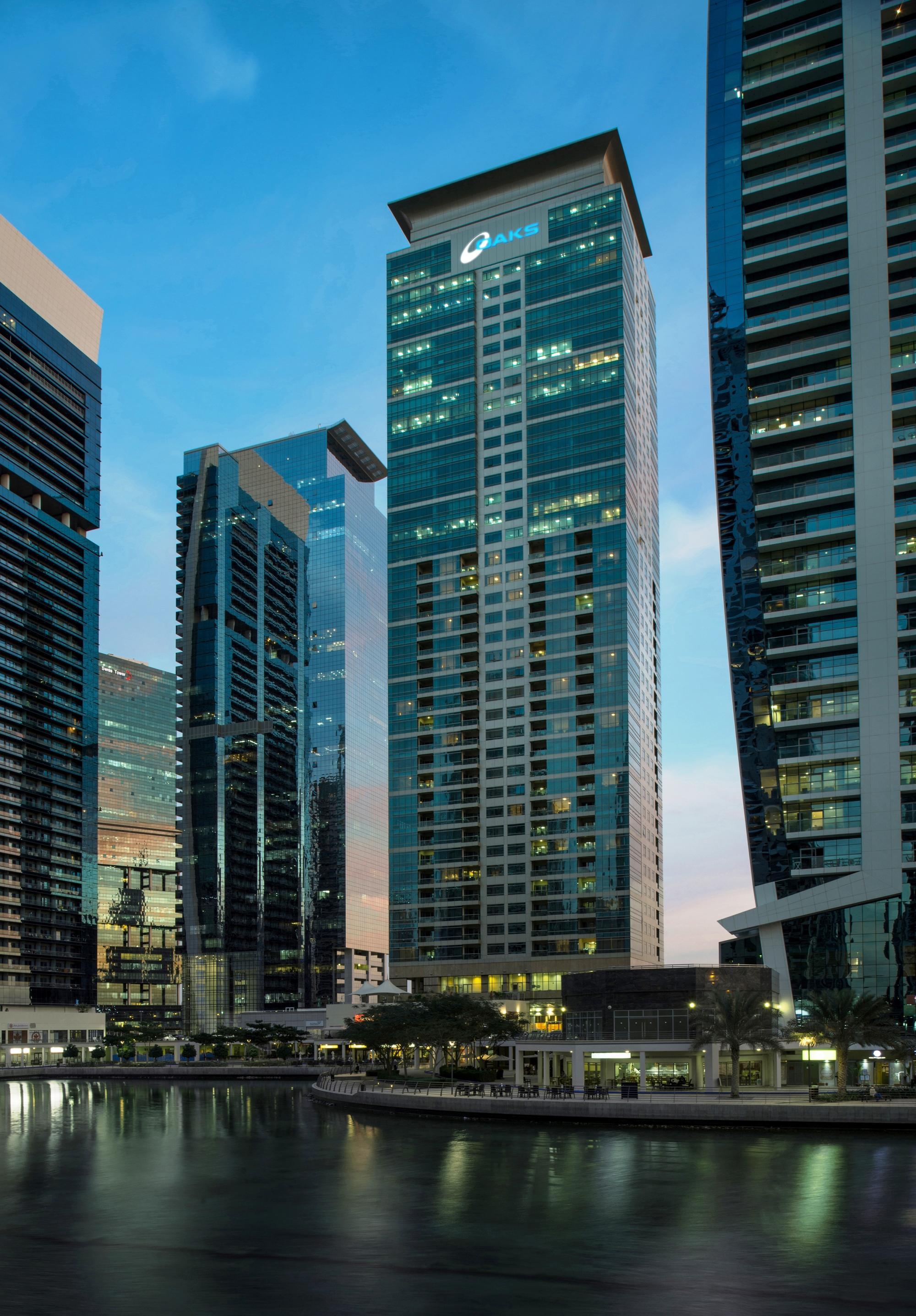 Oaks Liwa Heights Hotel Suites Dubai Esterno foto
