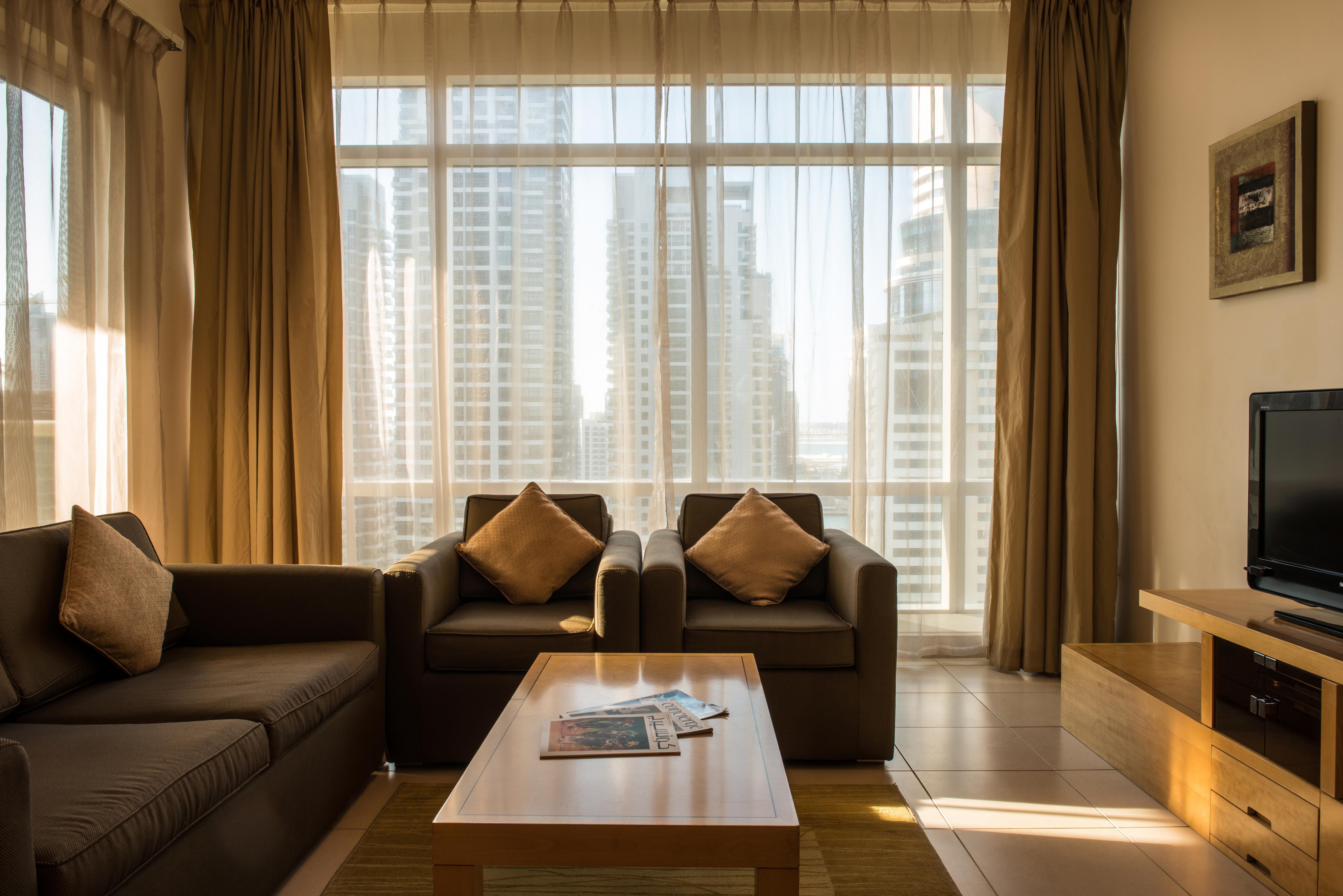 Oaks Liwa Heights Hotel Suites Dubai Esterno foto