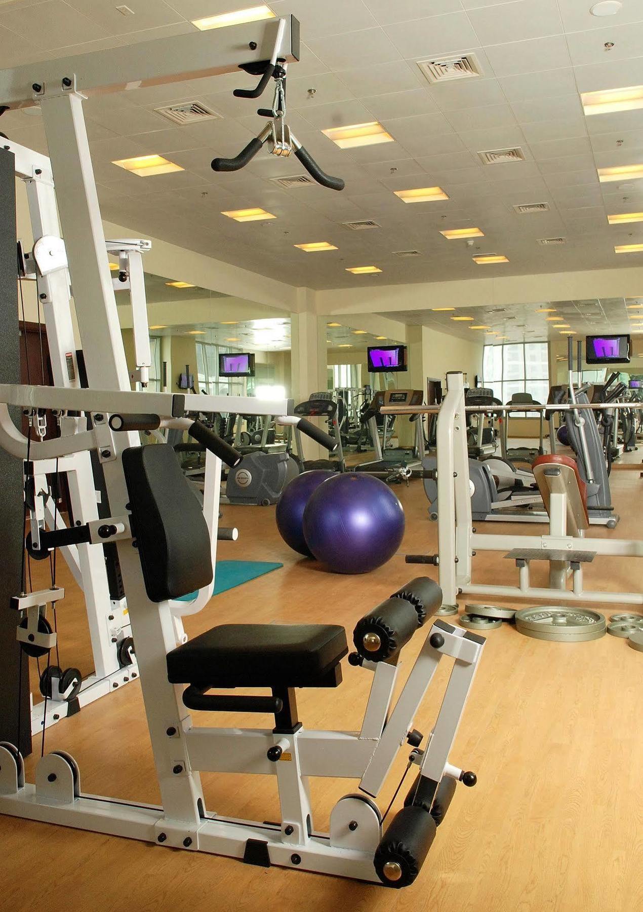 Oaks Liwa Heights Hotel Suites Dubai Esterno foto